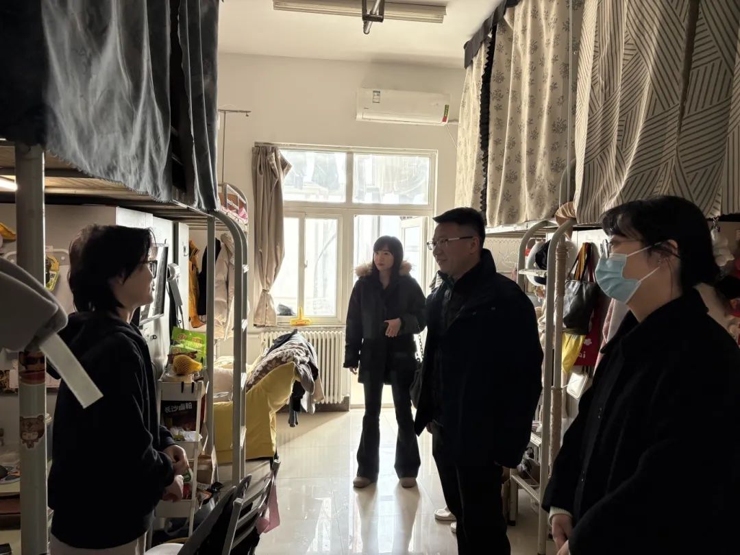 黄色小说网站大全