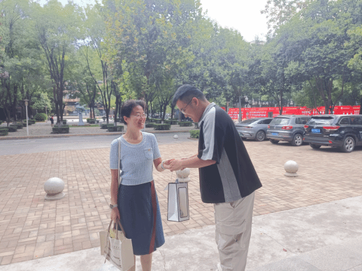 黄色小说网站大全