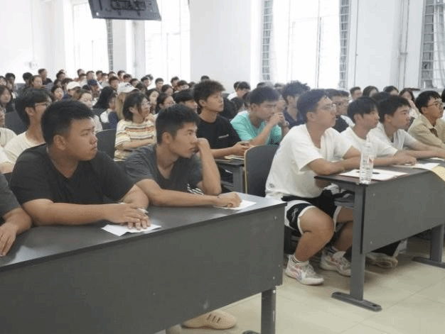 黄色小说网站大全