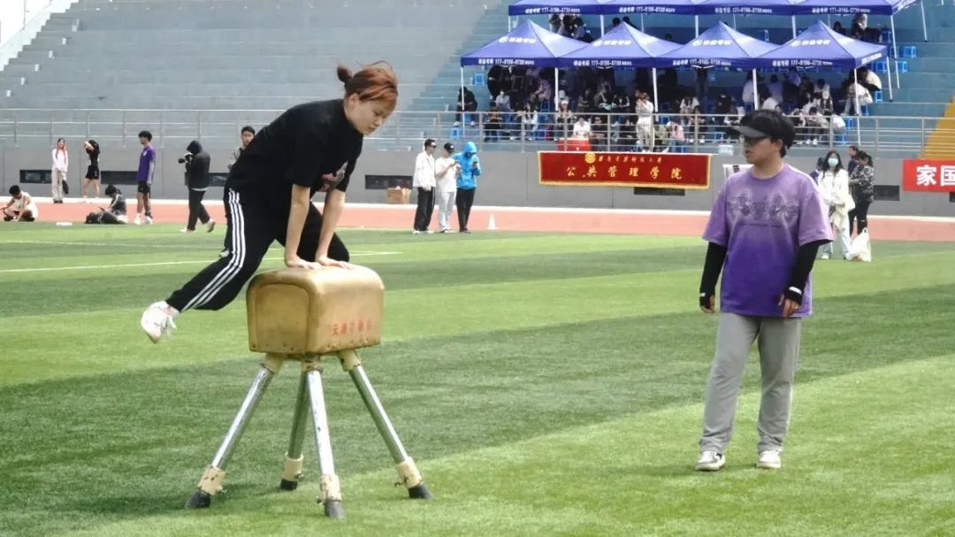 黄色小说网站大全