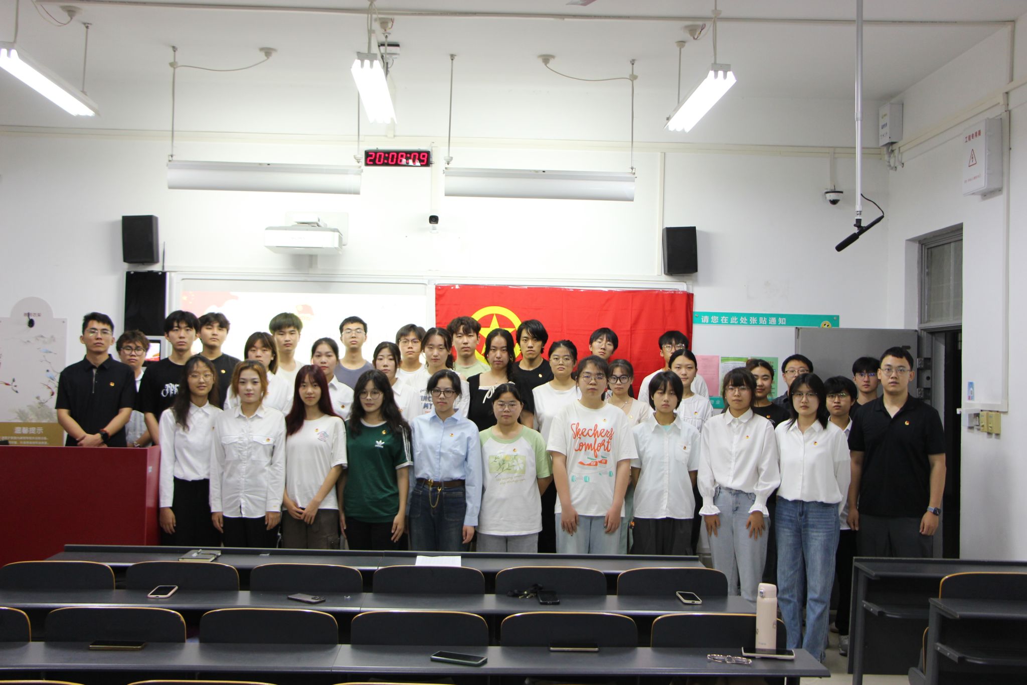 黄色小说网站大全