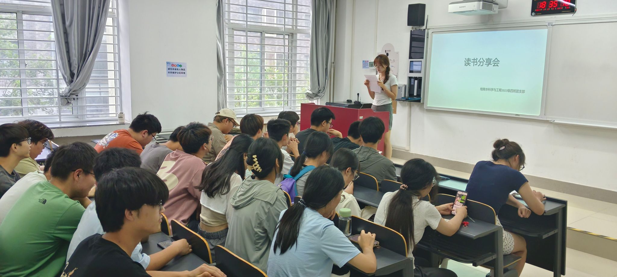 黄色小说网站大全