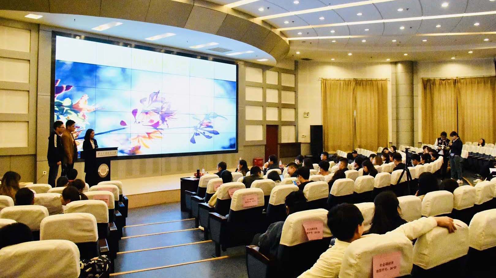 黄色小说网站大全