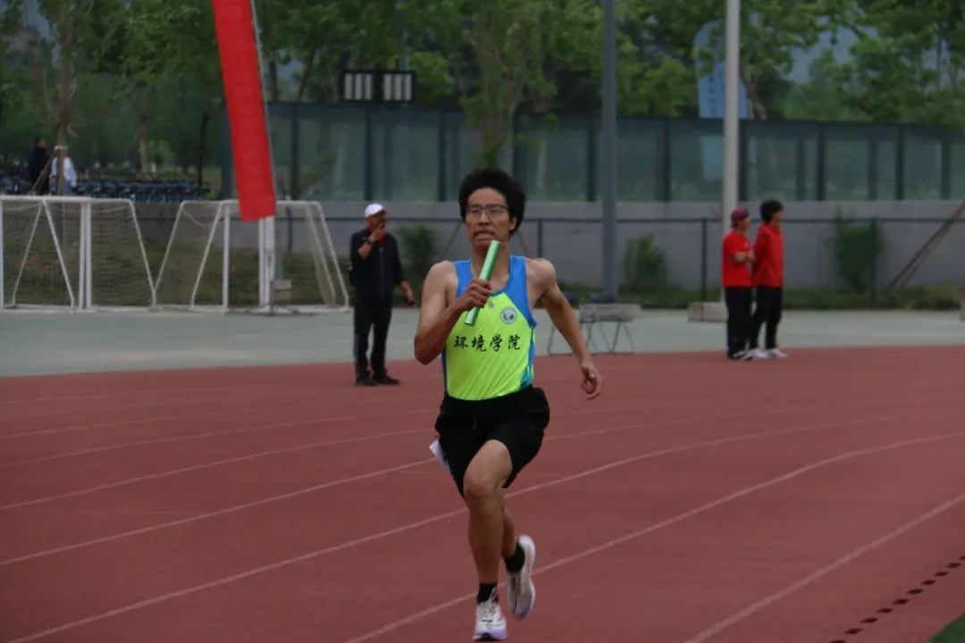 黄色小说网站大全