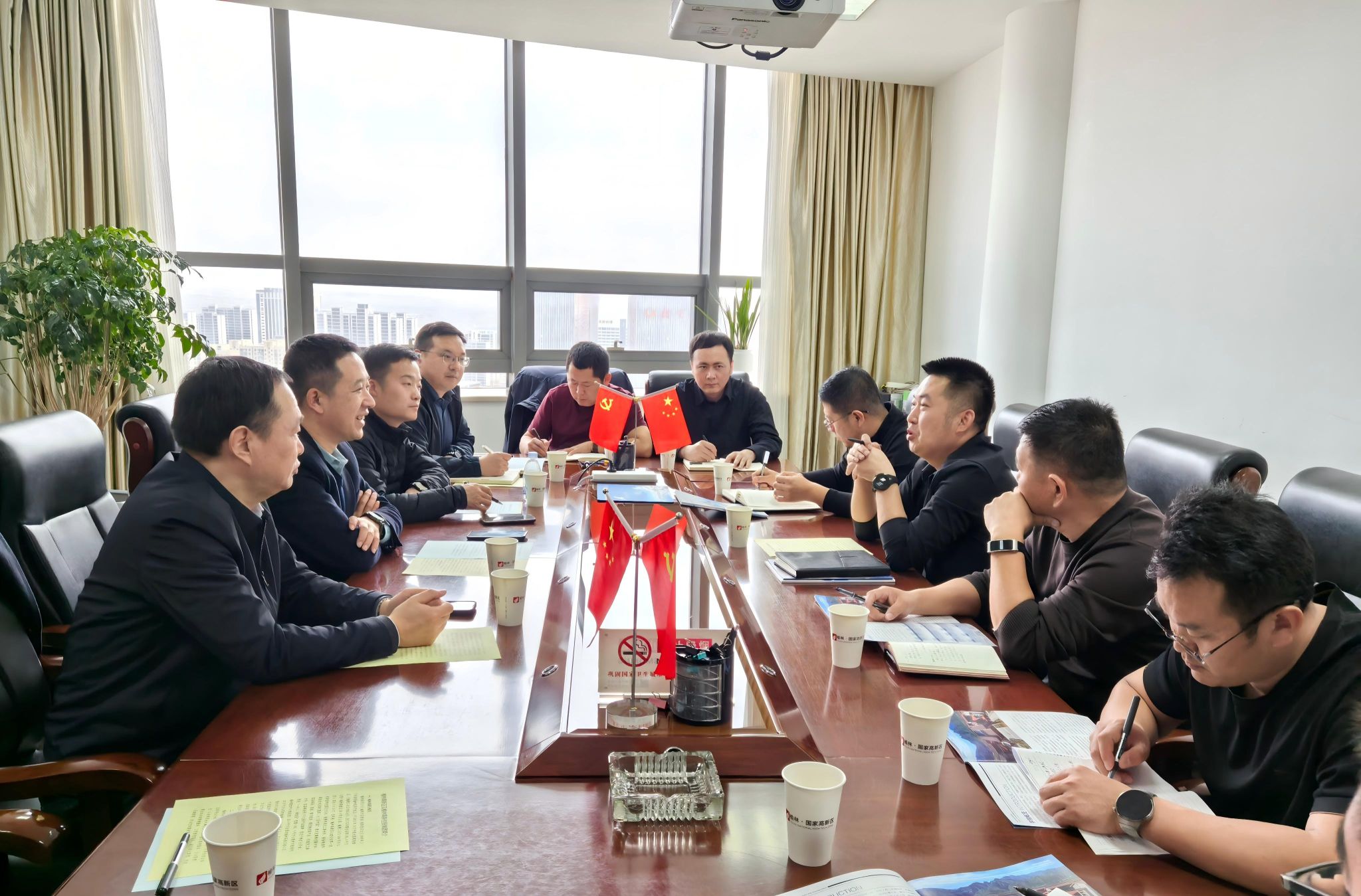 黄色小说网站大全