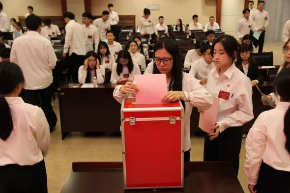 黄色小说网站大全