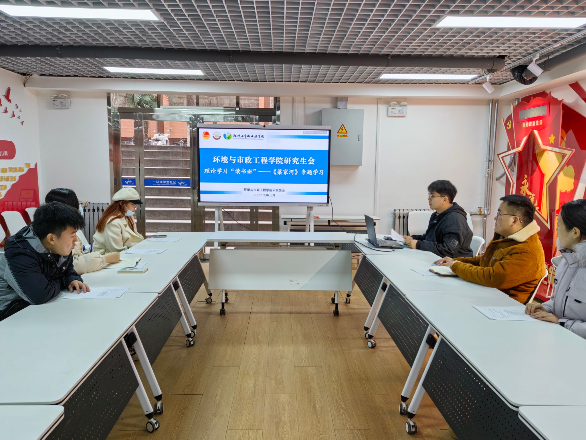 黄色小说网站大全