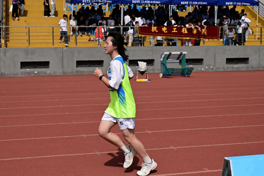 黄色小说网站大全