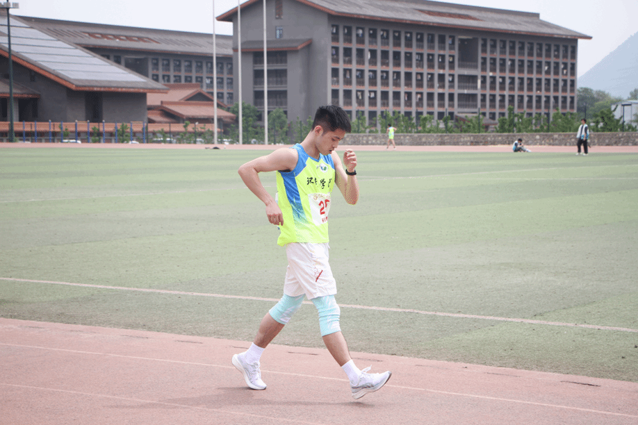 黄色小说网站大全