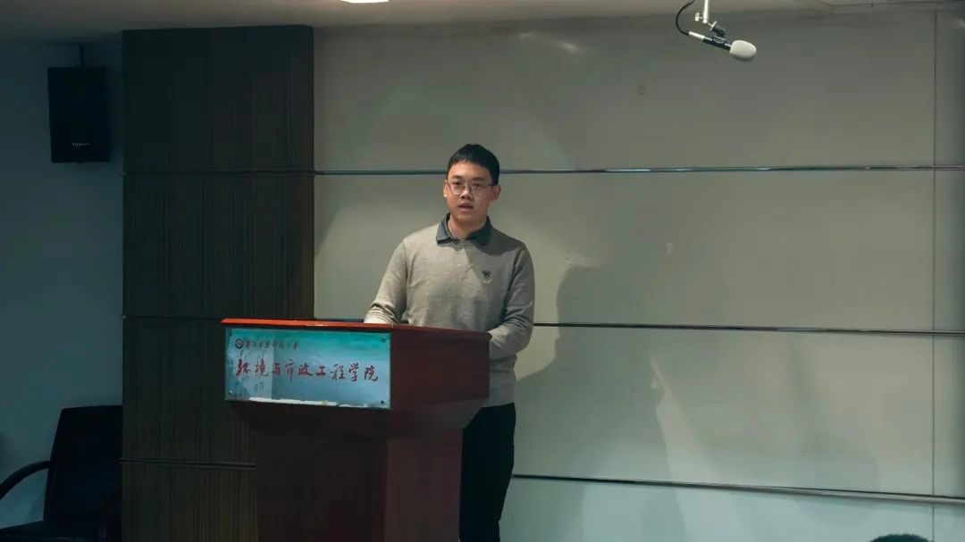 黄色小说网站大全