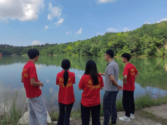 黄色小说网站大全