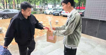 黄色小说网站大全