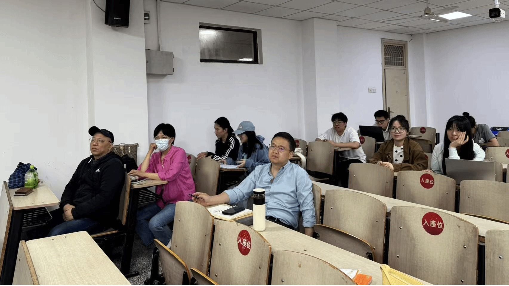 黄色小说网站大全