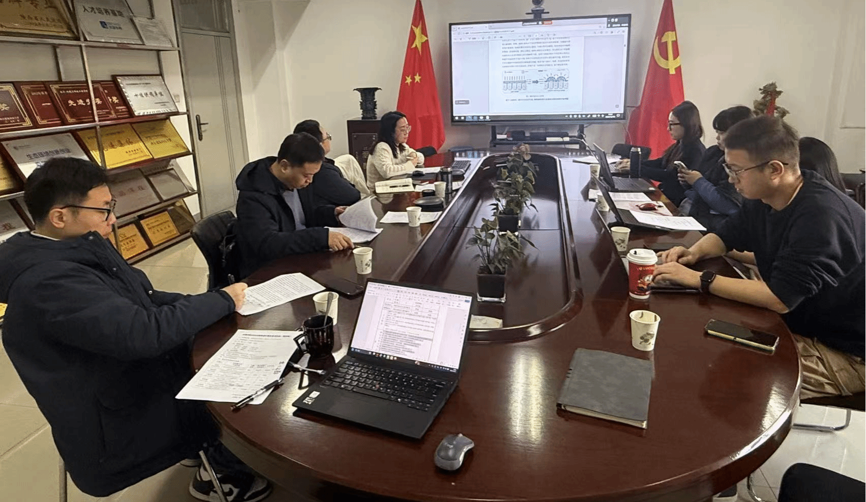 黄色小说网站大全