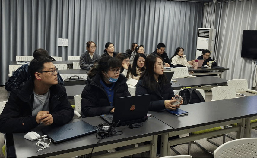 黄色小说网站大全