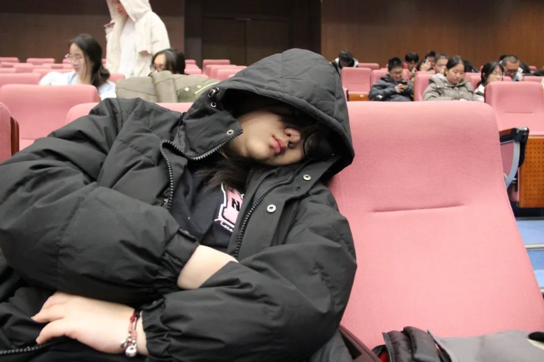 黄色小说网站大全