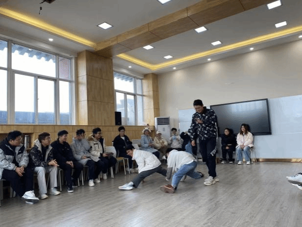 黄色小说网站大全