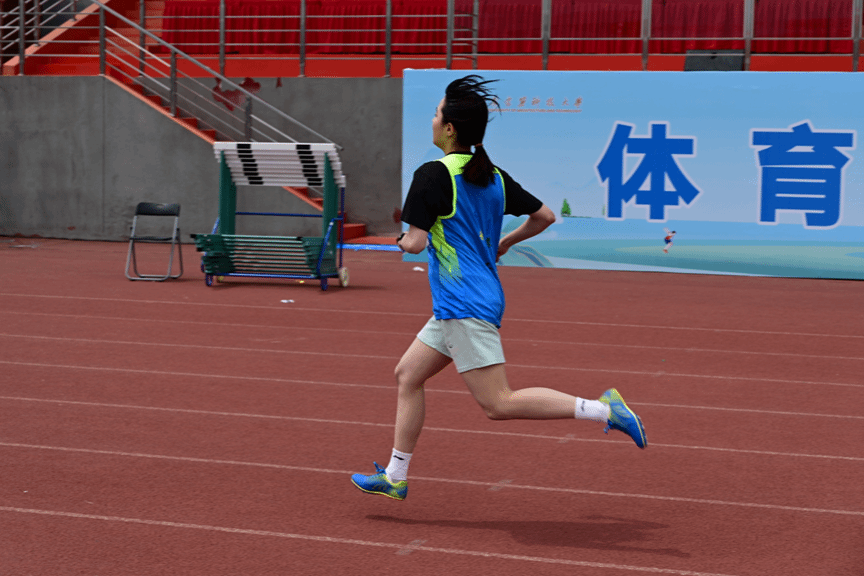 黄色小说网站大全