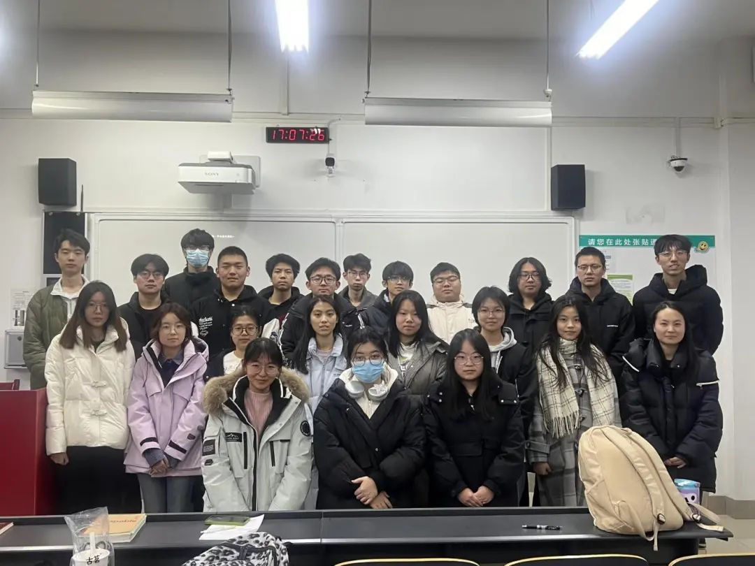 黄色小说网站大全