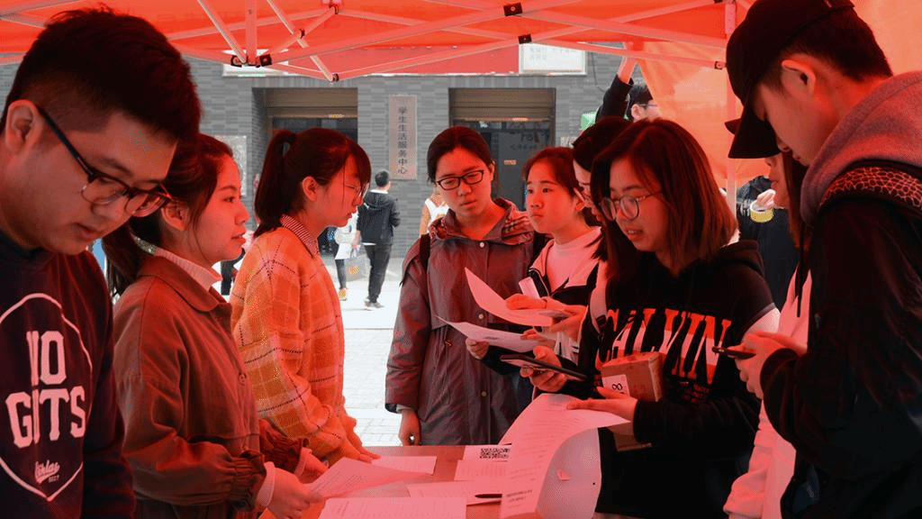 黄色小说网站大全