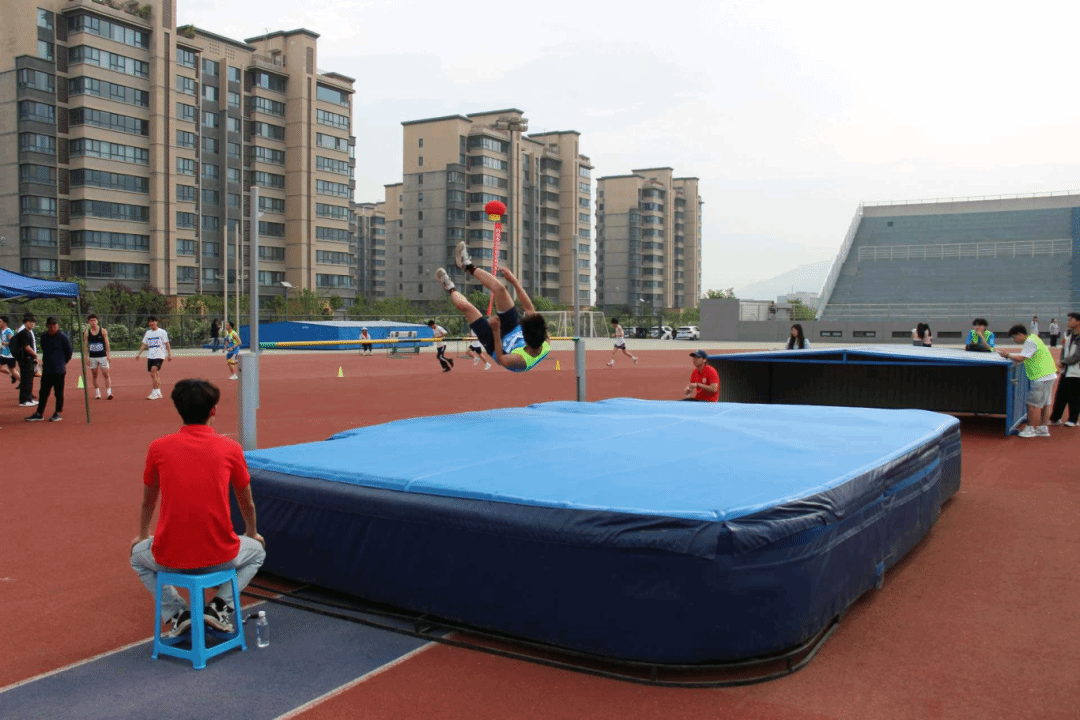 黄色小说网站大全