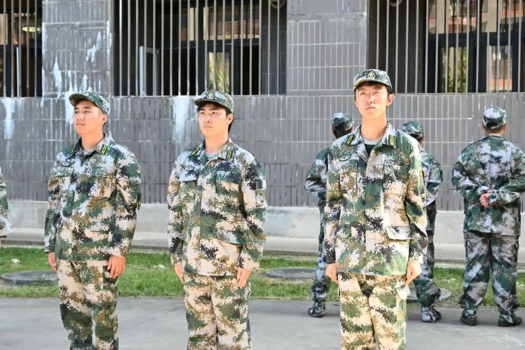 黄色小说网站大全