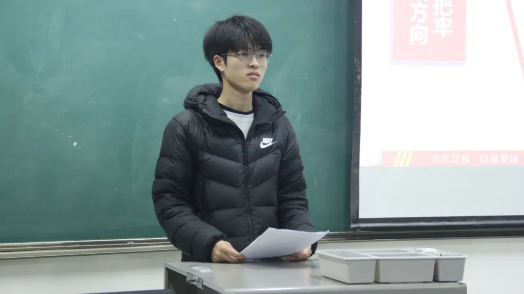 黄色小说网站大全