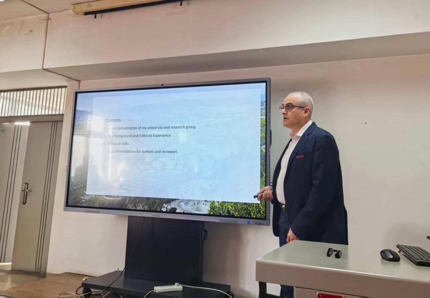 黄色小说网站大全