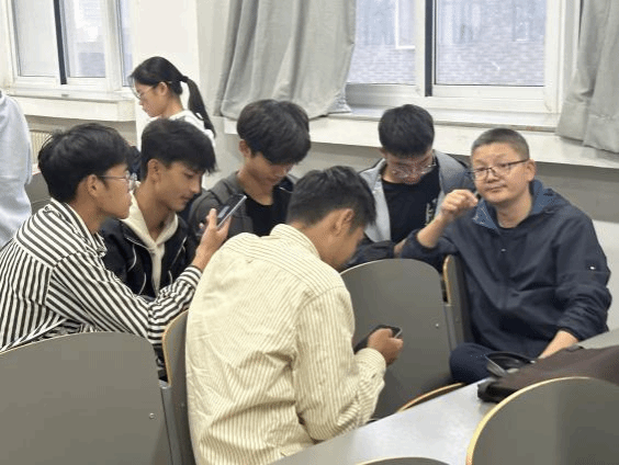 黄色小说网站大全