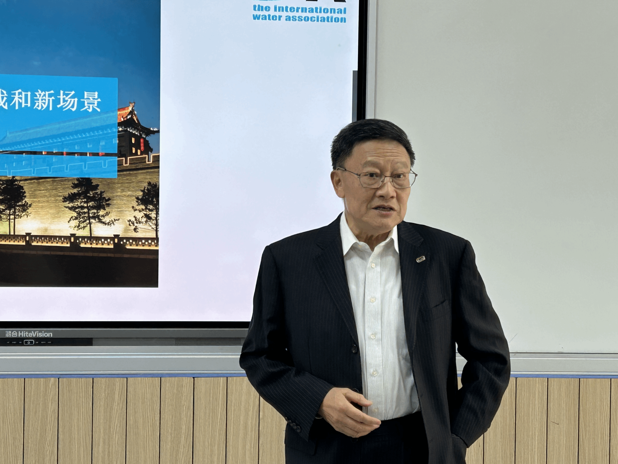 黄色小说网站大全