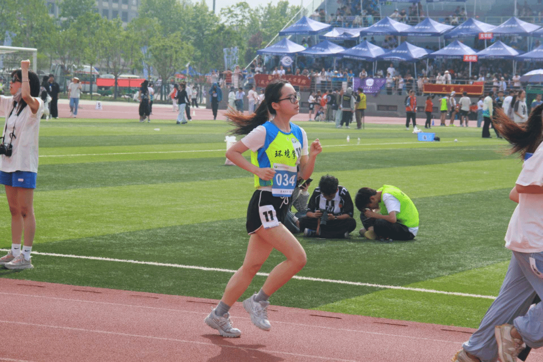 黄色小说网站大全