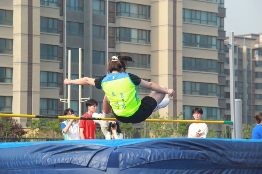 黄色小说网站大全