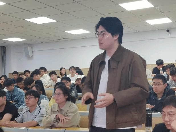 黄色小说网站大全