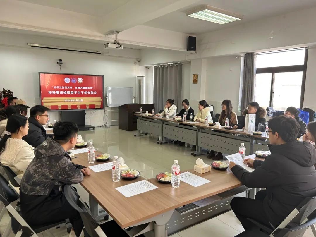 黄色小说网站大全