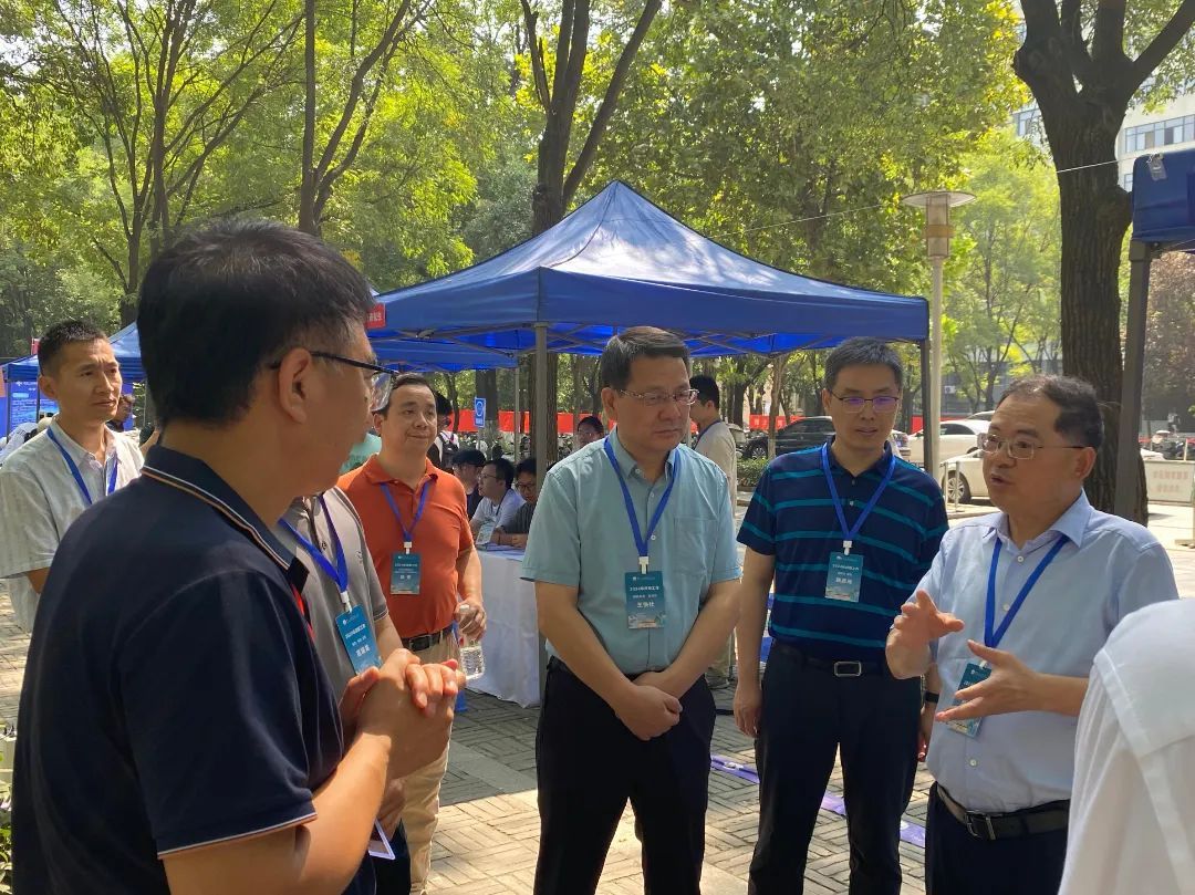 黄色小说网站大全