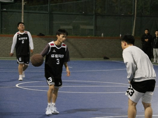 黄色小说网站大全