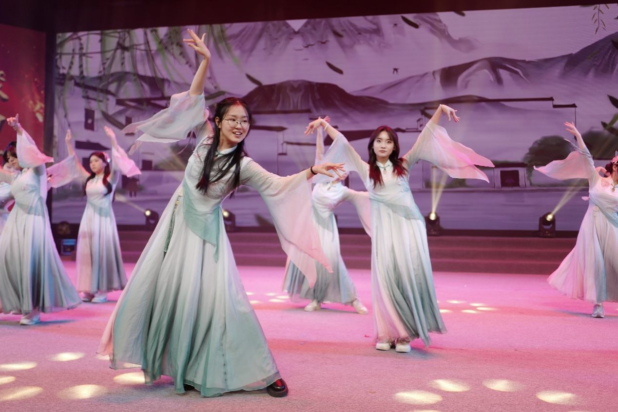 黄色小说网站大全