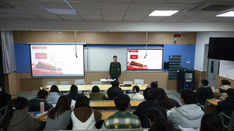 黄色小说网站大全