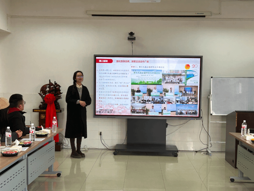 黄色小说网站大全