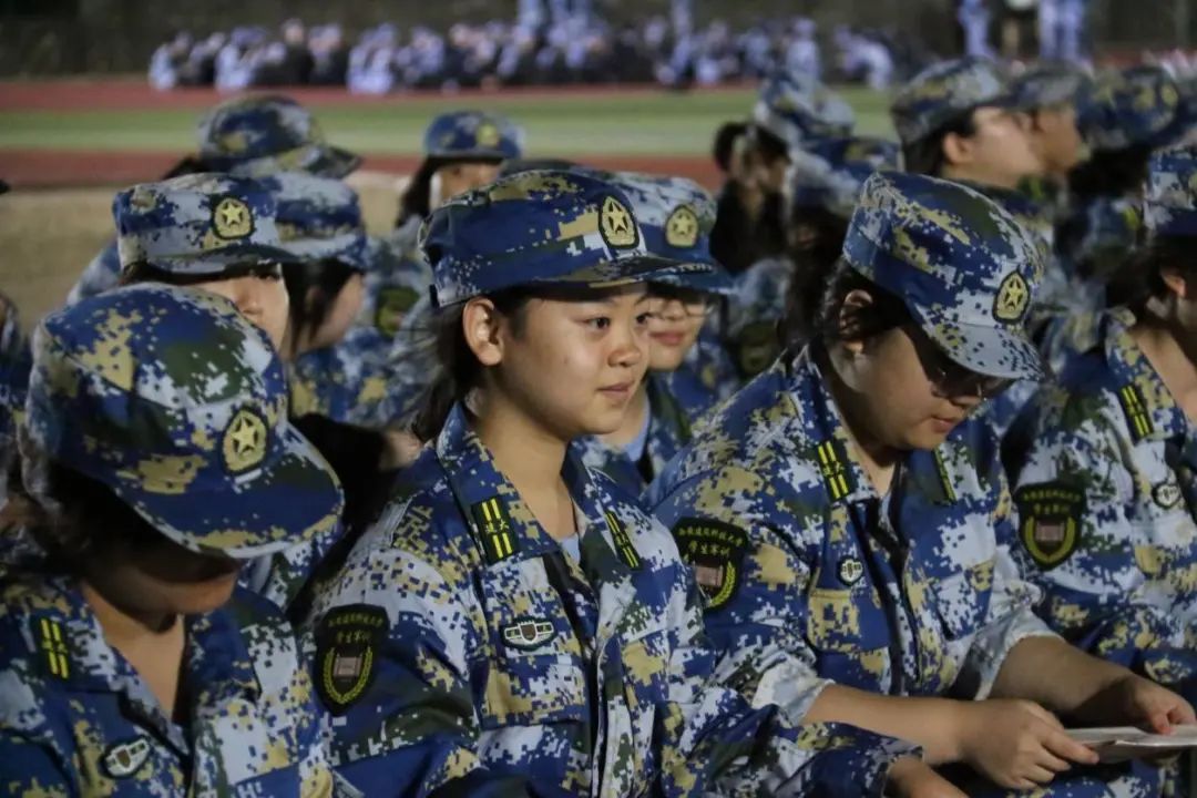 黄色小说网站大全