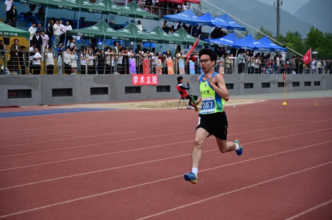 黄色小说网站大全