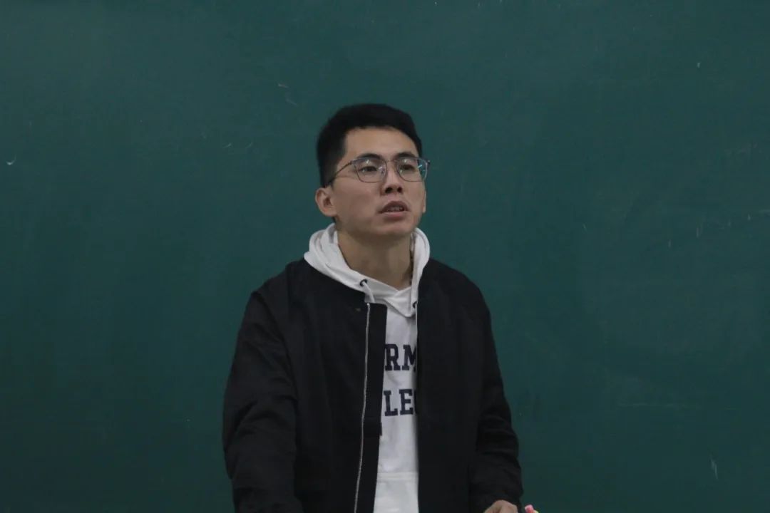 黄色小说网站大全