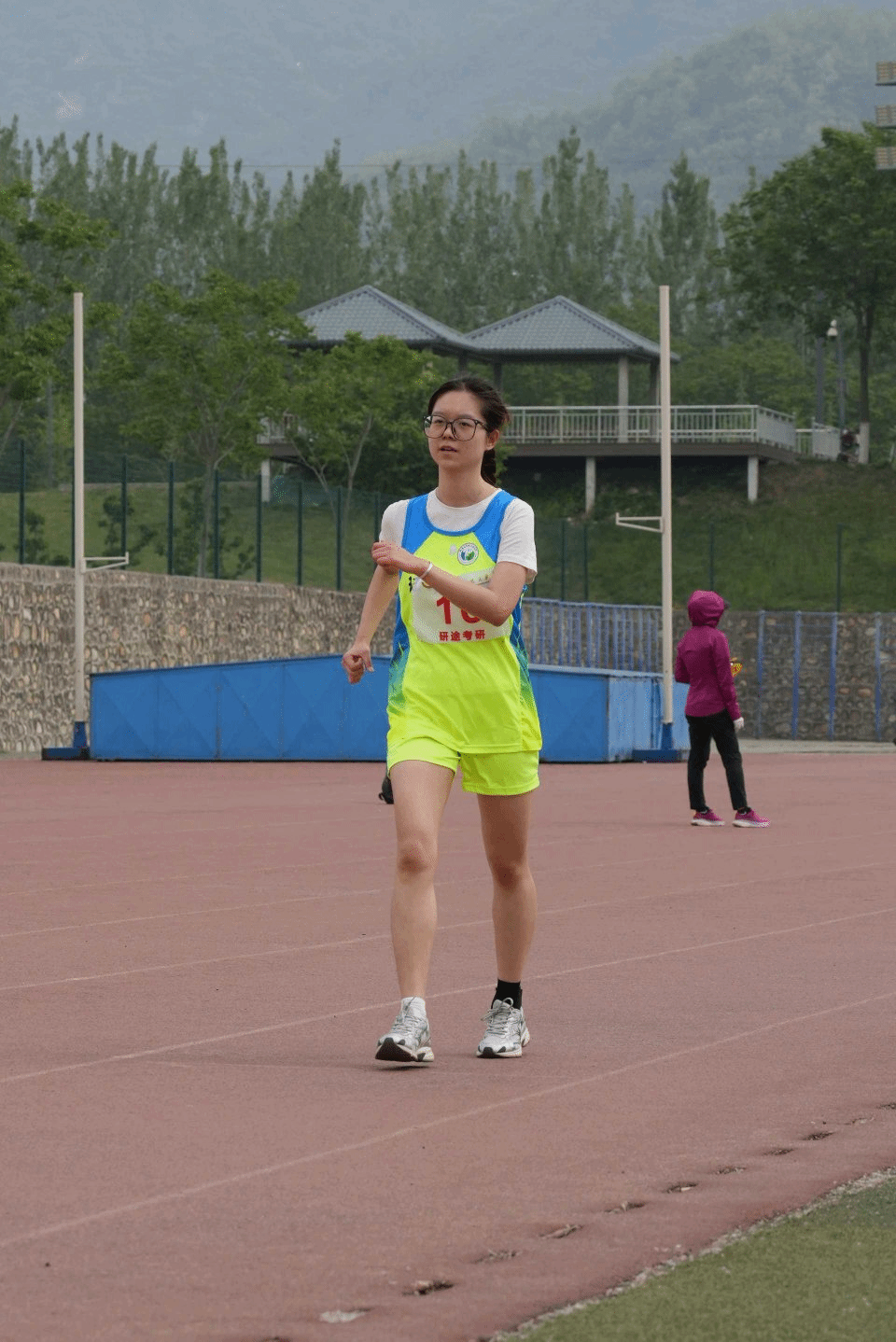 黄色小说网站大全