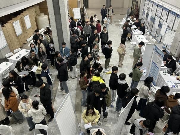 黄色小说网站大全