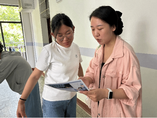 黄色小说网站大全