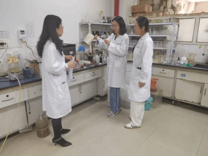 黄色小说网站大全