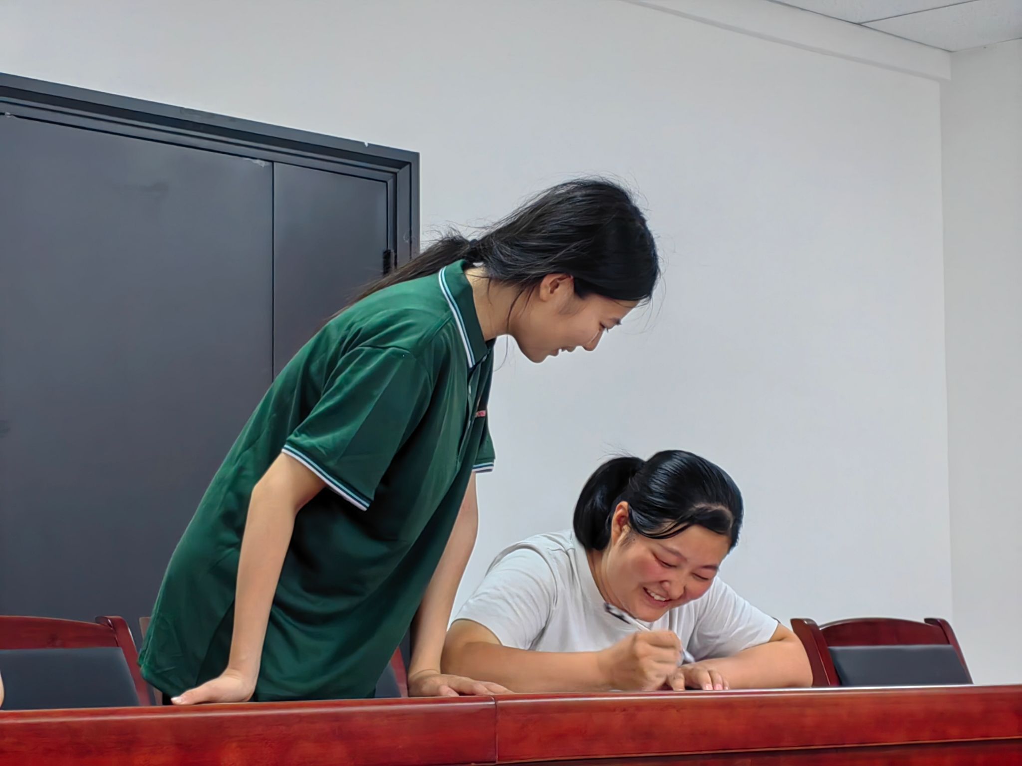 黄色小说网站大全