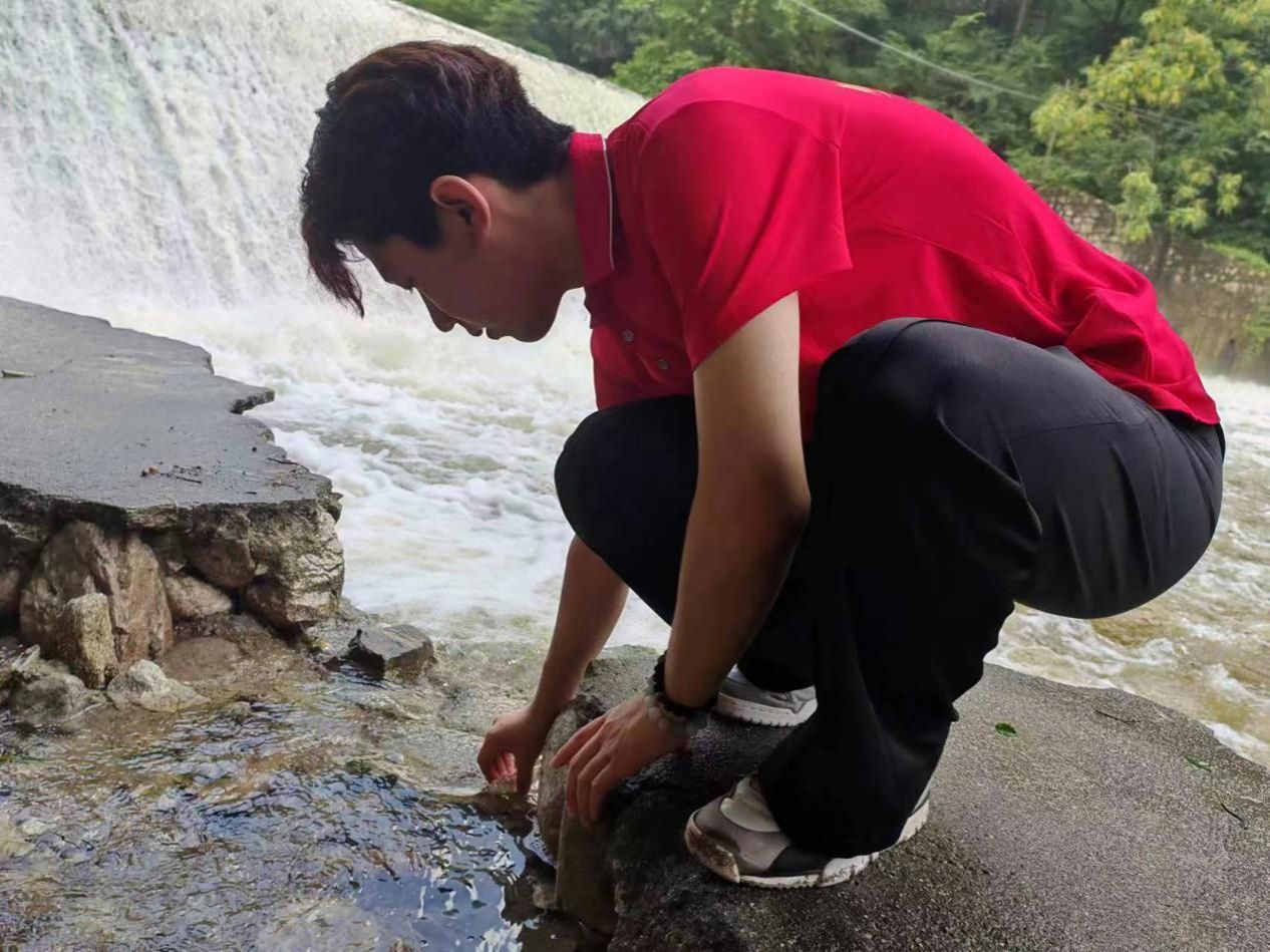 黄色小说网站大全