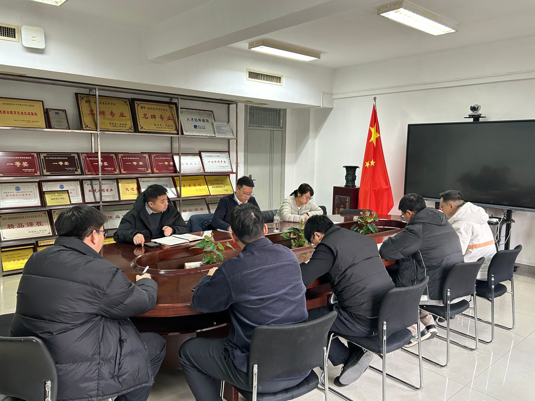 黄色小说网站大全