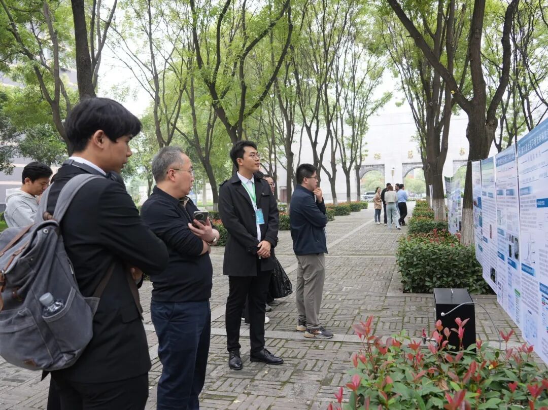 黄色小说网站大全